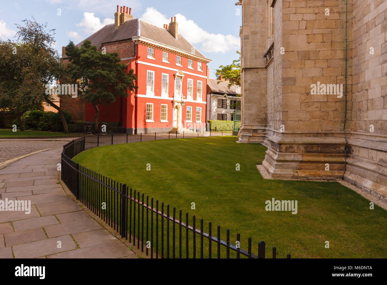 Beautiful Red Painted Georgian Town House Next To York Minster, Yorkshire. Stock Photo