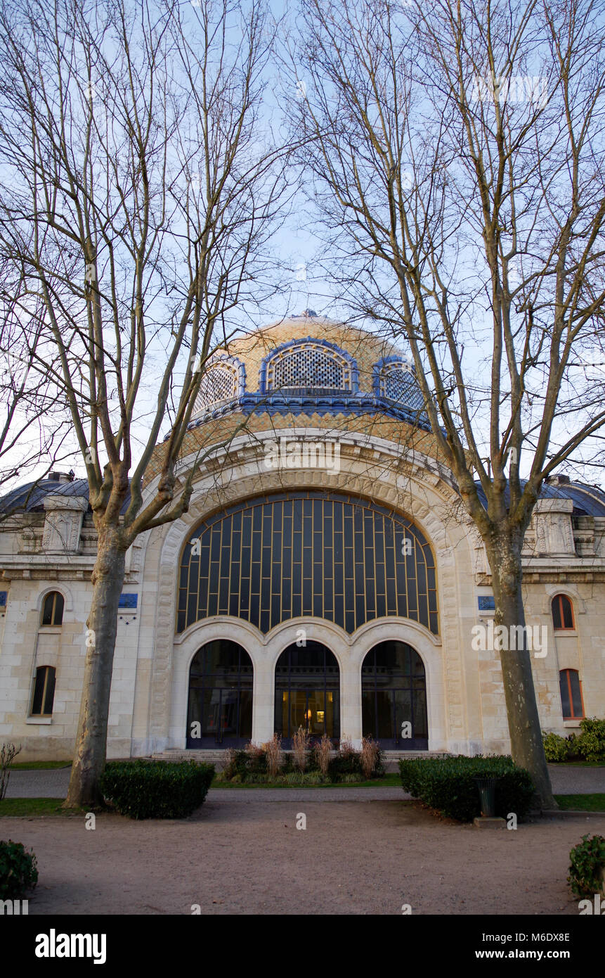 The facade of the Thermes Les Dômes in Vichy France Stock Photo - Alamy