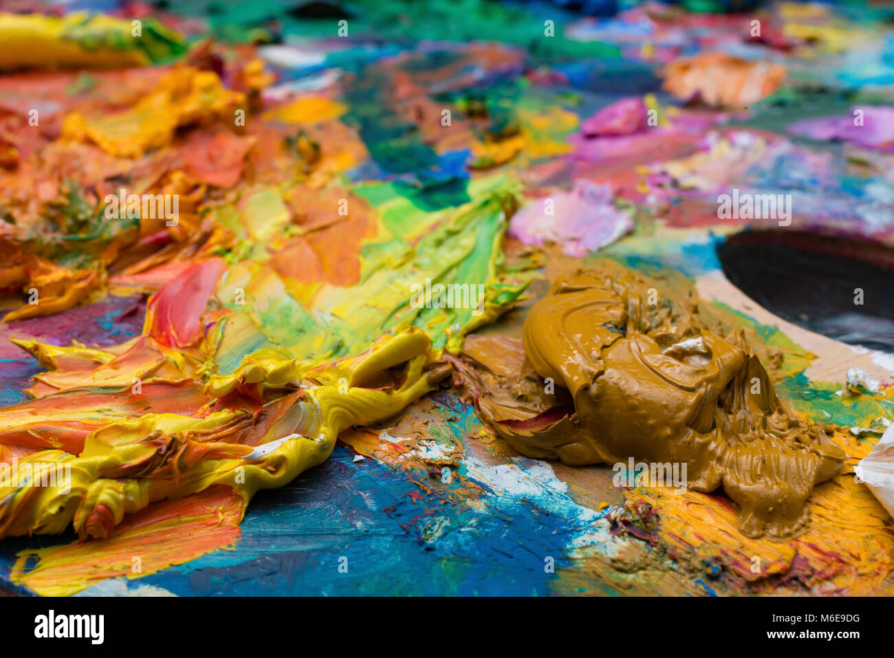 bright oil paint palette close up Stock Photo Alamy