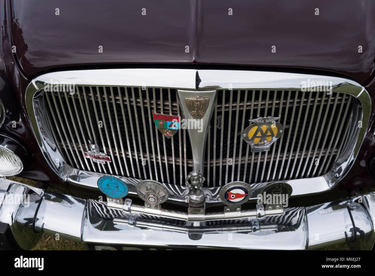 1960s auto emblems - .de