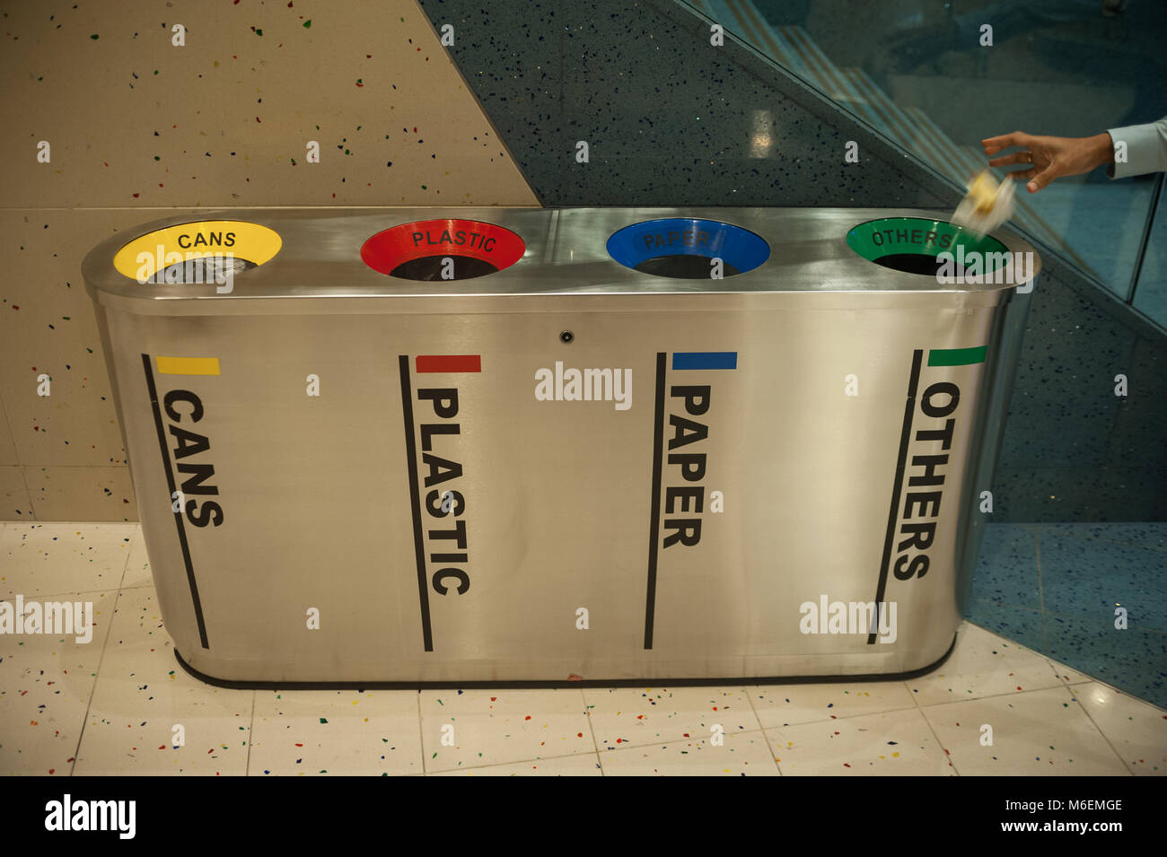 21.12.2017, Singapore, Republic of Singapore, Asia Rubbish bins for waste separation and