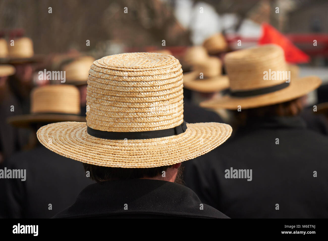Amish hat hi-res stock photography and images - Alamy