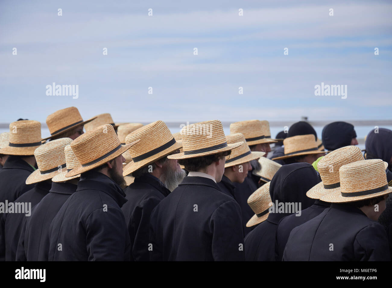 the crowd at a typical Amish festival called a 'mud sale.' Lancaster County, Pennsylvania, USA Stock Photo