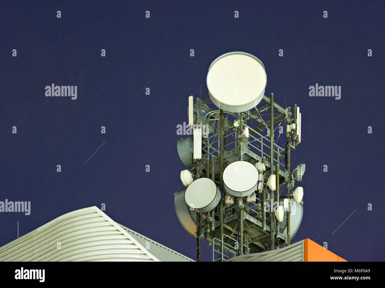 Microwave repeater station hires stock photography and images Alamy