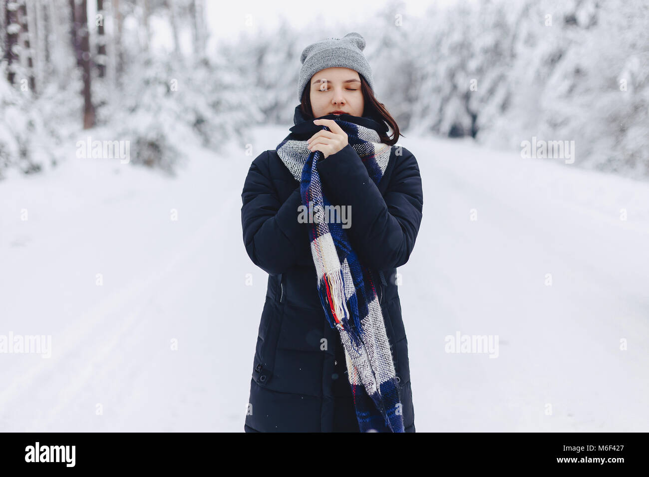 15 Creative Ideas for a Magical Snow Photoshoot