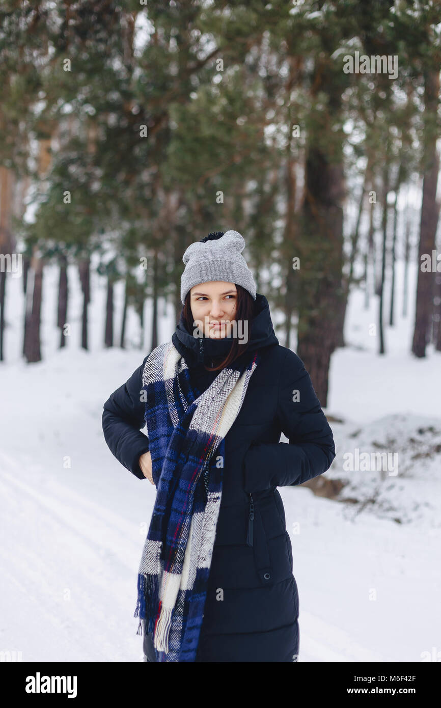 Girl Winter Picture | Winter girls, Winter pictures, Blogger poses