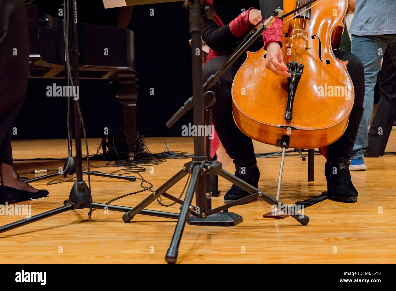 Adjusting instruments hi-res stock photography and images - Alamy