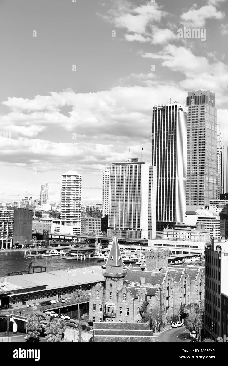 Aerial view of sydney harbour Black and White Stock Photos & Images - Alamy