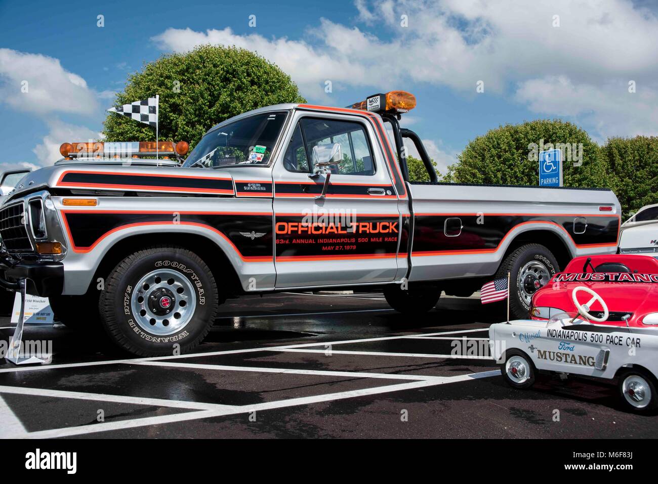 Chevy Racing 198 Team chevy racing hi-res stock photography and images - Alamy