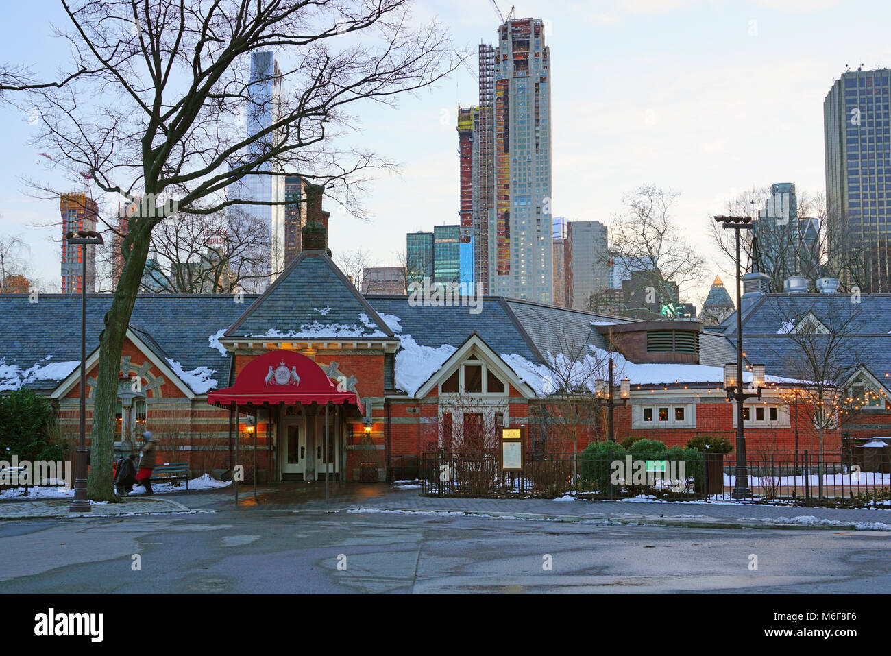 Exterior View Of The Tavern On The Green A Landmark Restaurant Located Inside Central Park In Manhattan New York City Stock Photo Alamy