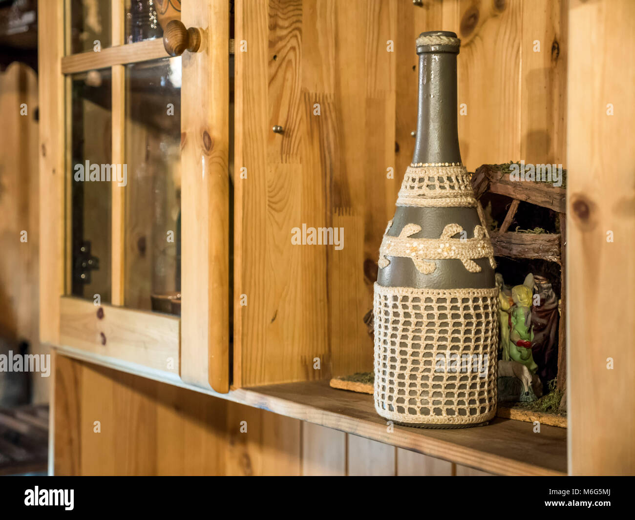 Wine rack display hi-res stock photography and images - Page 8 - Alamy