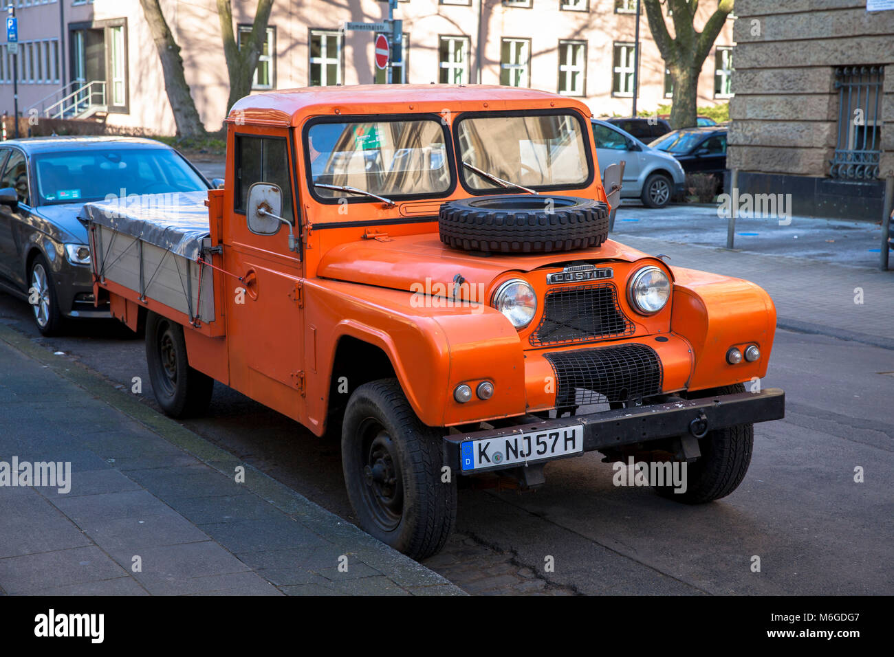 an Austin Gipsy Pick-Up, an off-road vehicle by the Austin Motor Company from the 1950s and 1960s, Cologne, Germany.  ein Austin Gipsy Pritschenwagen, Stock Photo