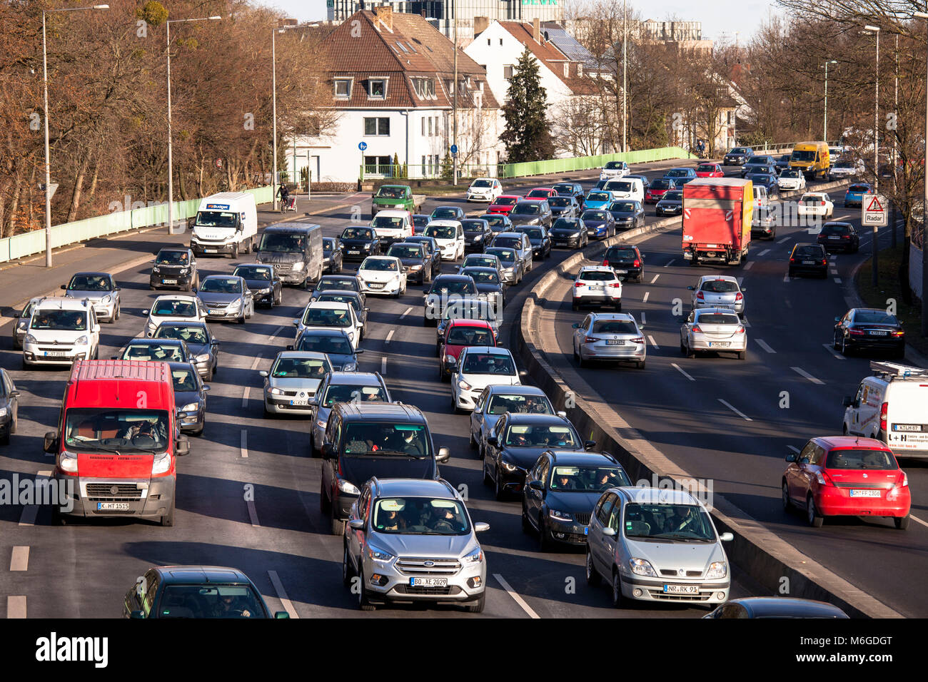 Germany, Cologne, traffic jam on the street Innere Kanalstrasse, one of