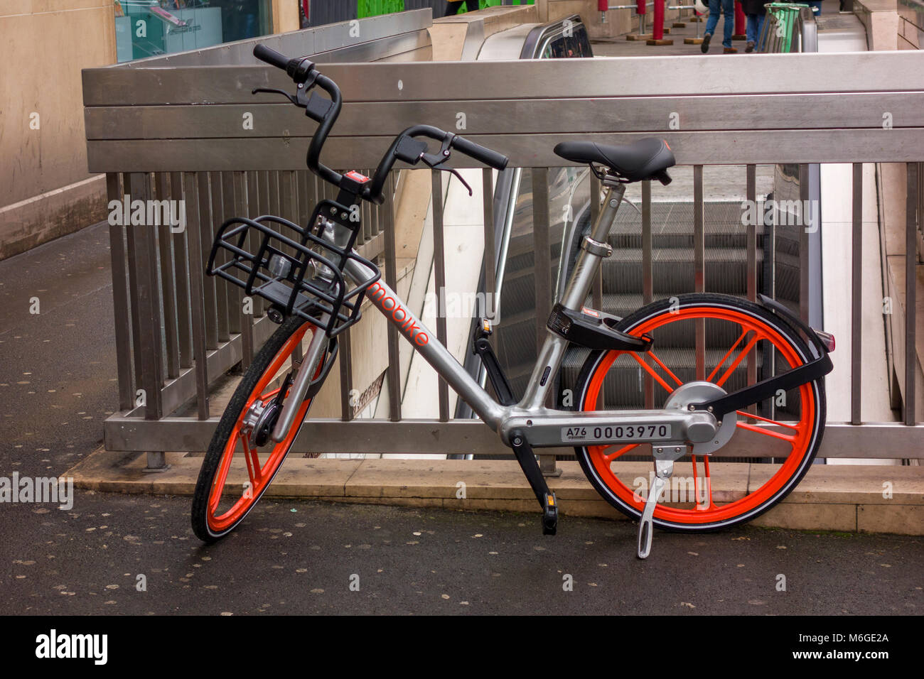 Mobike Paris France Stock Photo Alamy