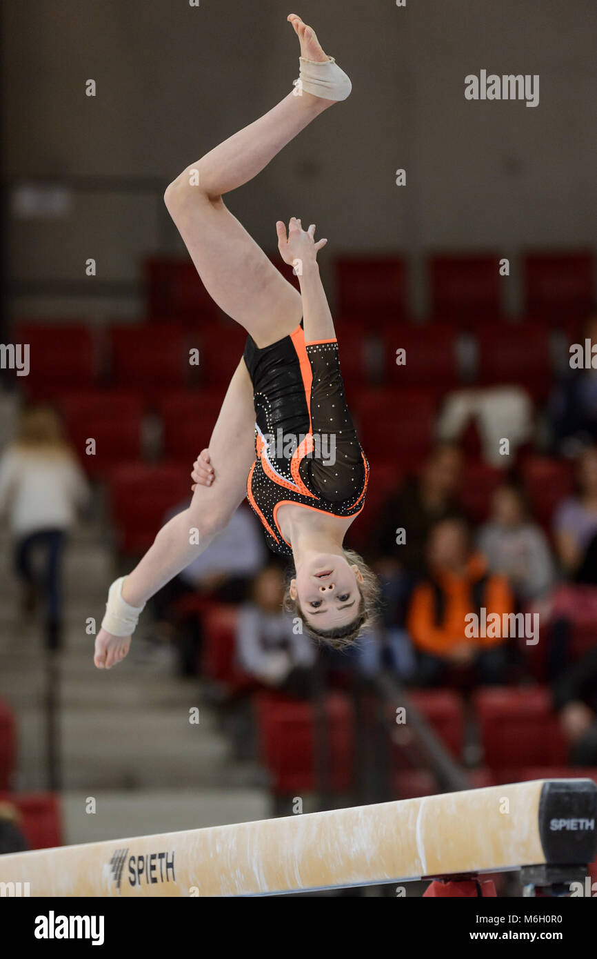 Stuttgart, Deutschland. 03rd Mar, 2018. Noemi Grievuer (Kunstturnregion Karlsruhe) waehrend ihrer Schwebebalkenuebung bei der Bundesliga in Stuttgart GES/ Turnen/ Bundesliga: Saisonauftakt, 03.03.2018 -- |usage worldwide Credit: dpa/Alamy Live News Stock Photo