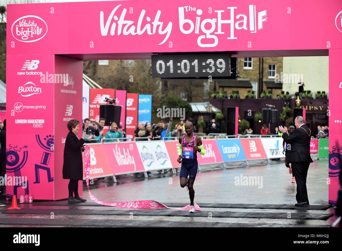 Half marathon finish line hires stock photography and images Alamy
