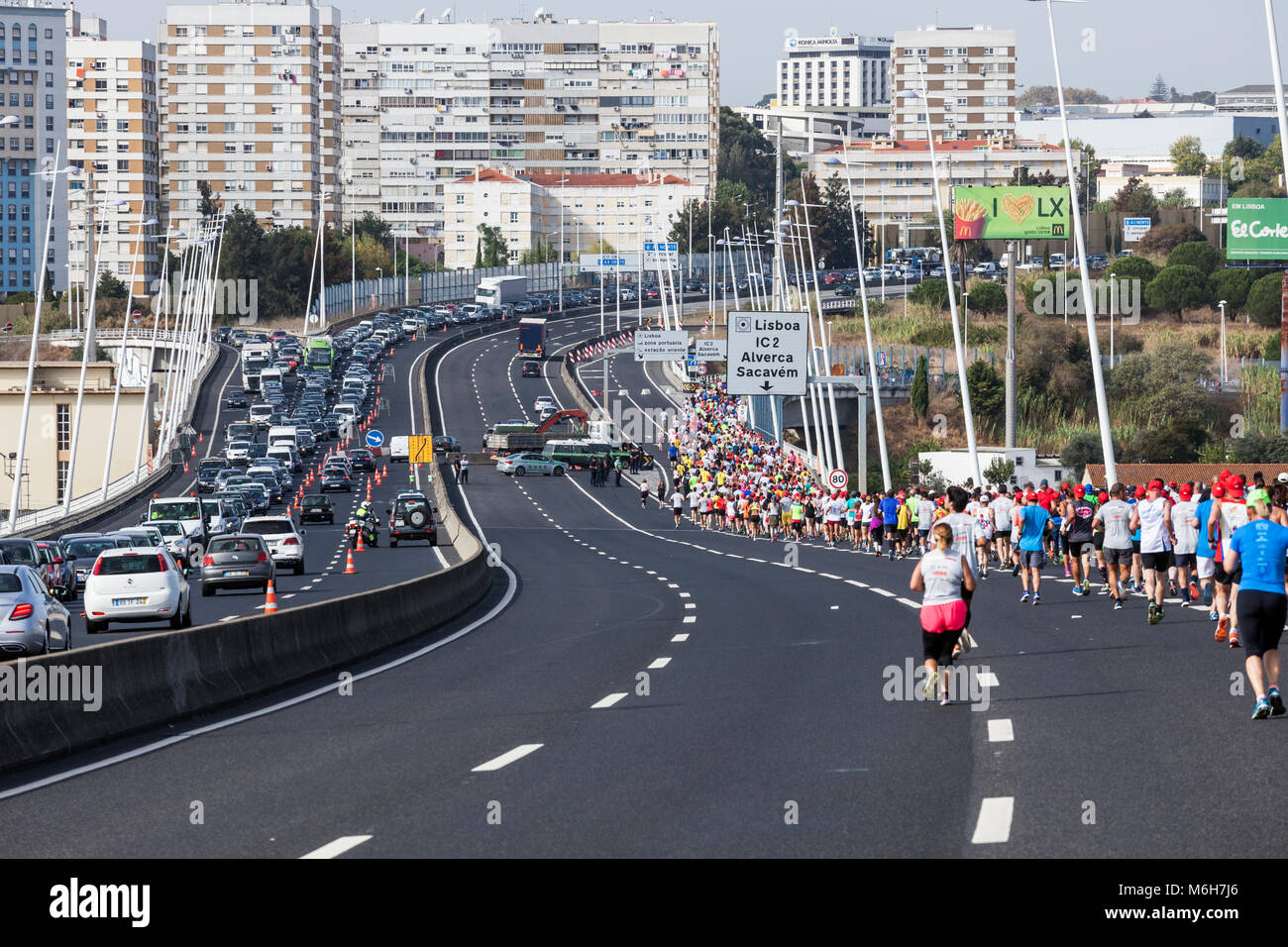 Lisbon marathon hi-res stock photography and images - Alamy