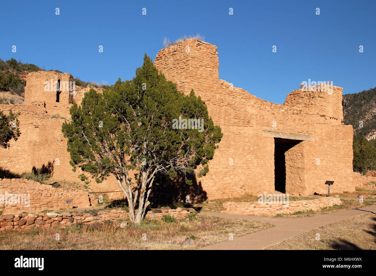 The Enduring Echoes of Walatowa: Jemez Pueblo's Ancient Heartbeat in New Mexico