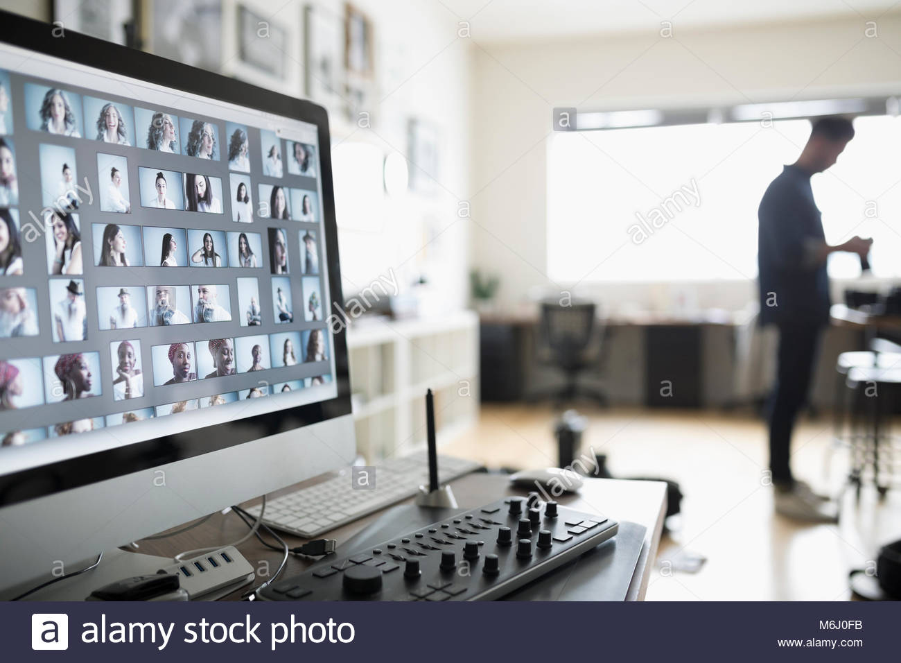 Photo editing on computer hi-res stock photography and images - Alamy