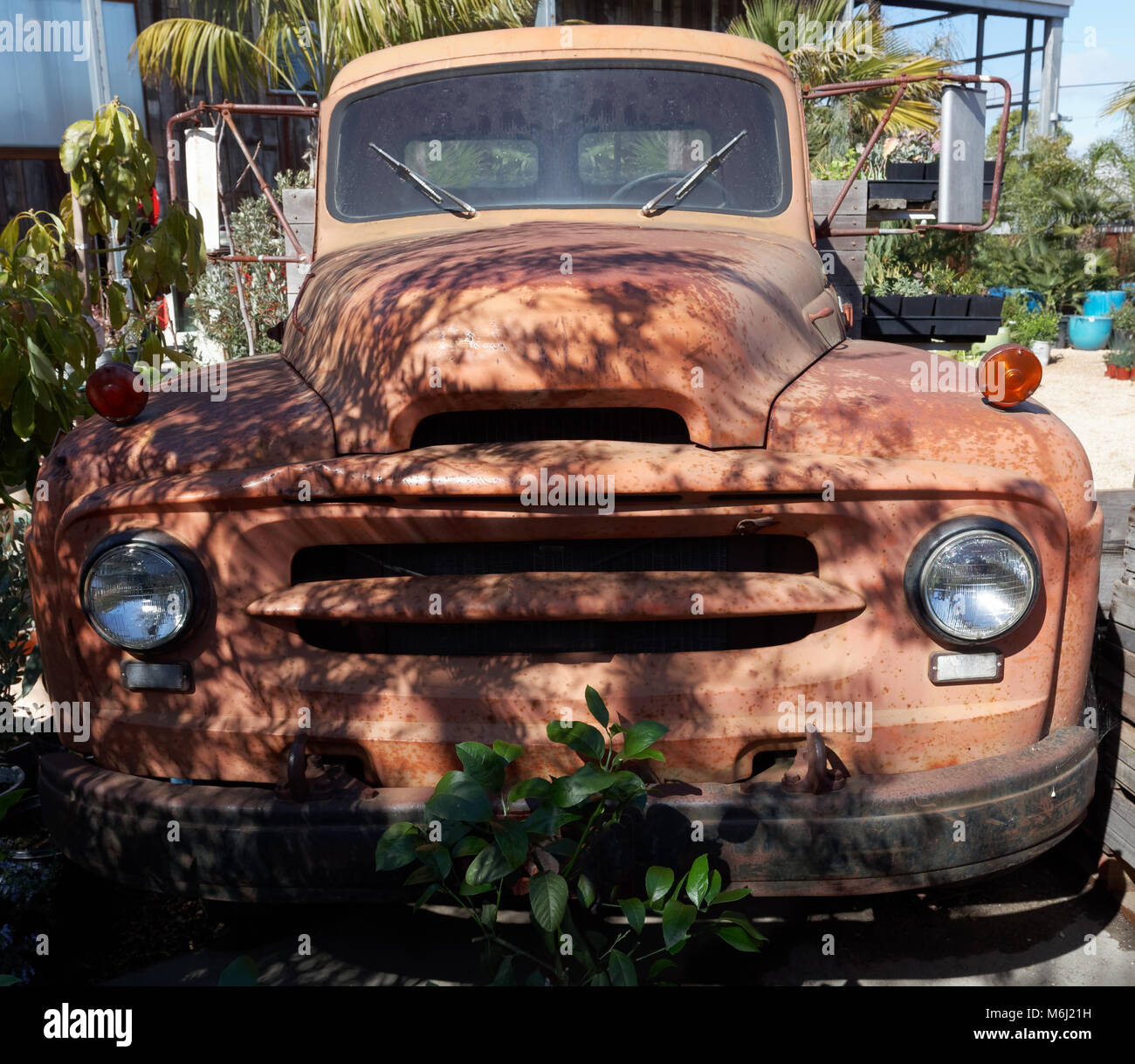 Rusty Big Rig Front Front view of rusty vintage truck Stock Photo - Alamy