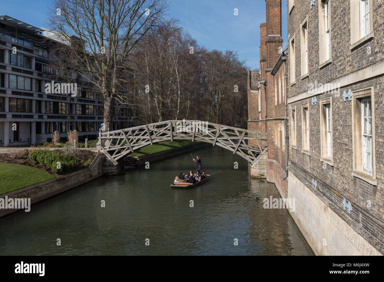 Mathematical Bridge, River Cam, Cambridge, UK Stock Photo