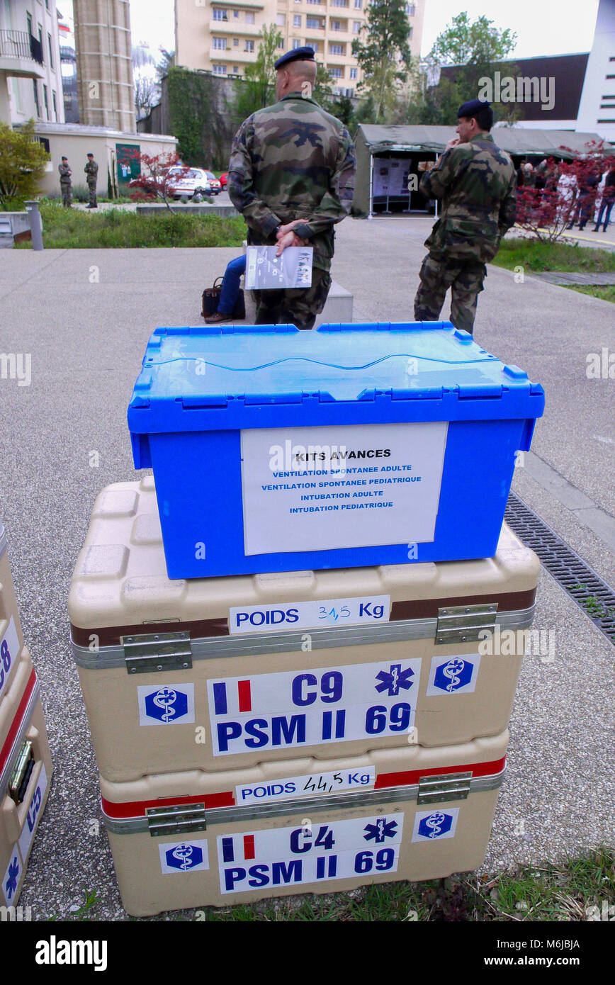 Medical equipments hires stock photography and images Alamy