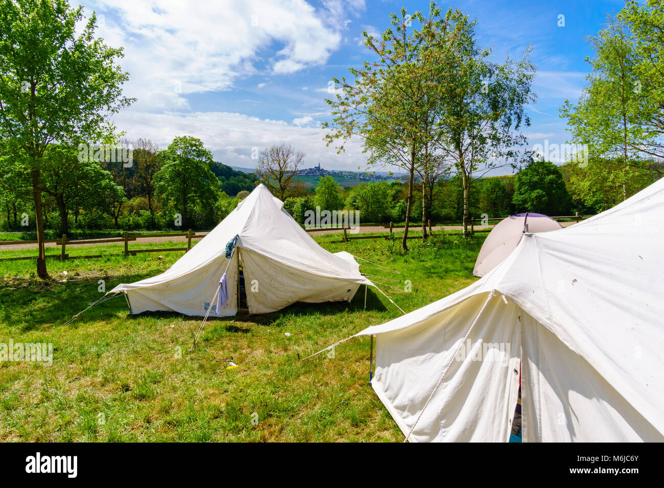 Scout scouting tent hires stock photography and images Alamy