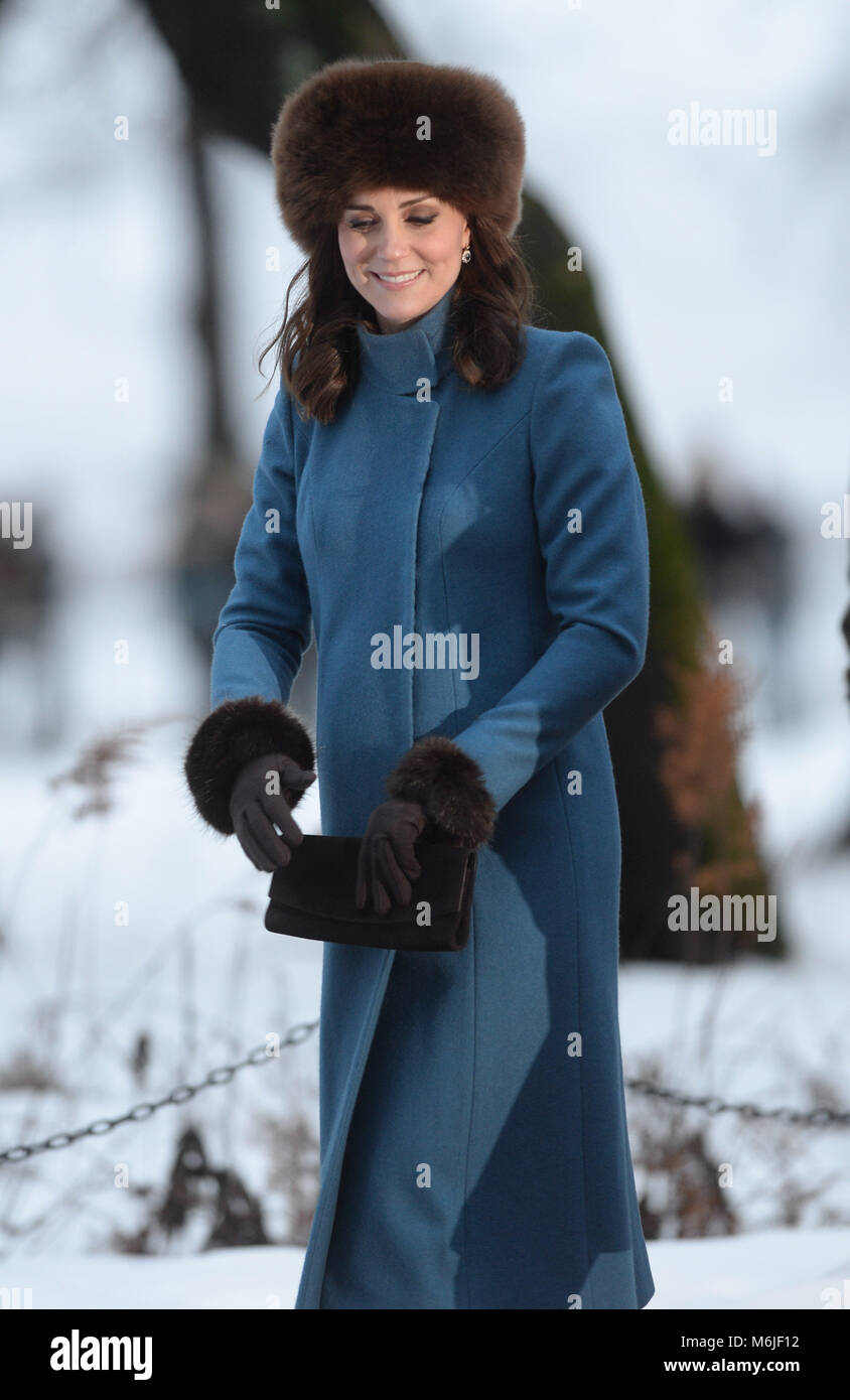 The Duke and Duchess of Cambridge visit the Princess Ingrid Alexandra Sculpture Park in the grounds of the Royal Palace.  Where: Oslo, Norway When: 01 Feb 2018 Credit: WENN.com Stock Photo