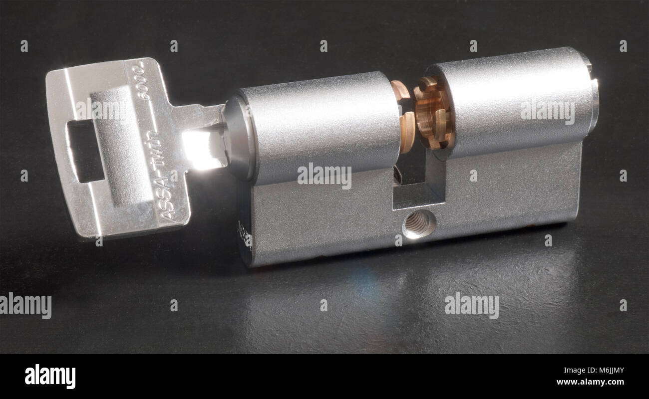 Barrel lock hires stock photography and images Alamy