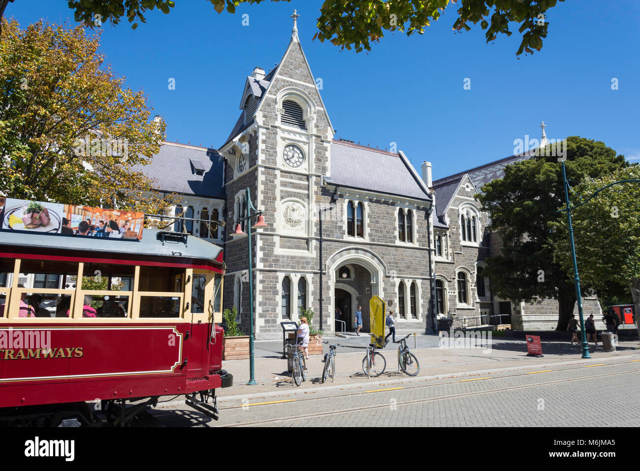 City Tour tram and clock tower, Christchurch Arts Centre, Worcester Boulevard, Christchurch, Canterbury, New Zealand Stock Photo