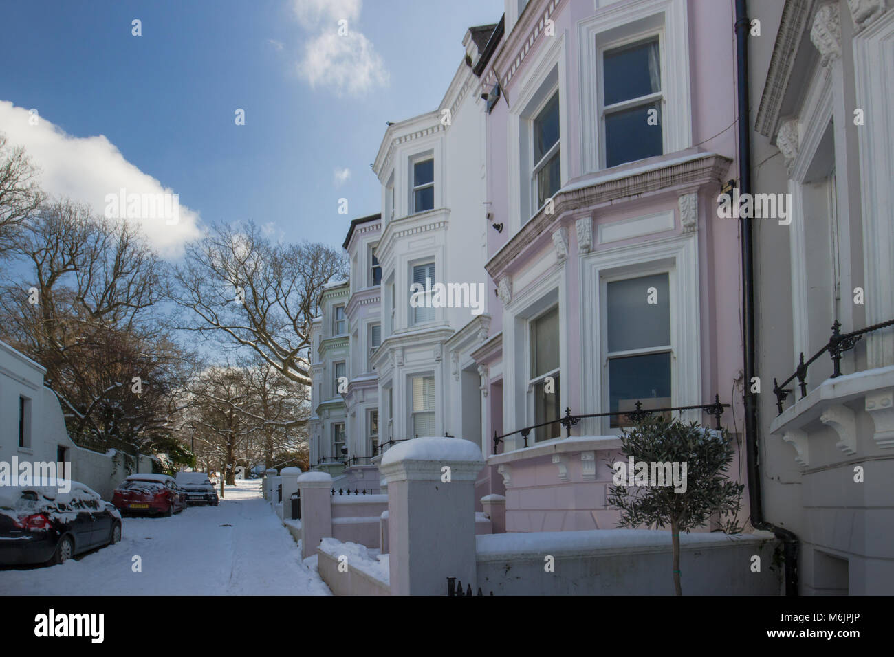 Royal tunbridge wells houses hires stock photography and images Alamy