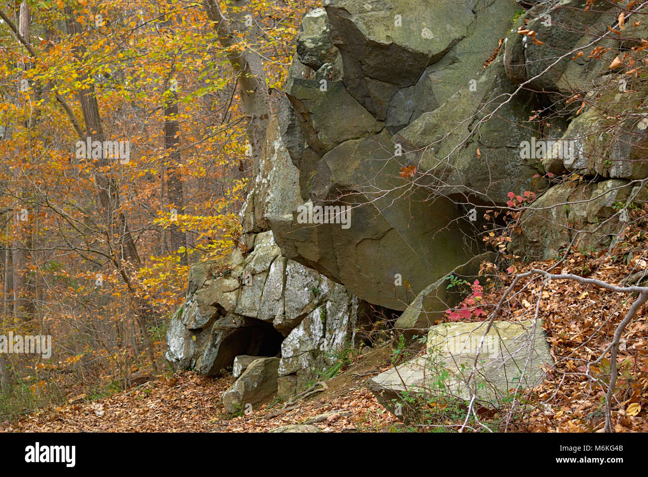 Pot Rocks Gunpowder Large Rocks is Gunpowder Falls Park in Maryland Stock Photo - Alamy