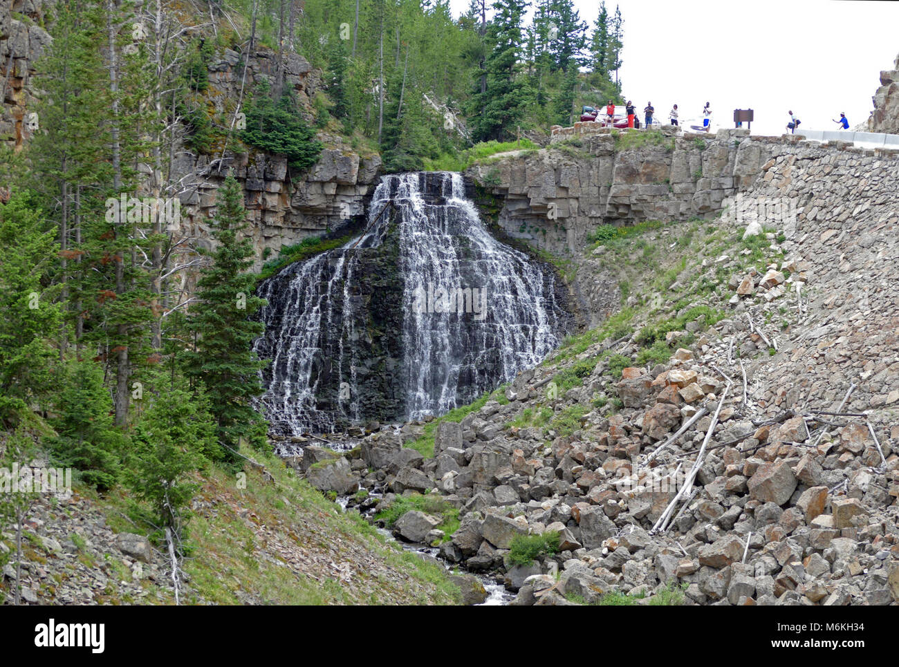 Rustic Fallin Rustic Falls. Visitors at Rustic Falls Stock Photo - Alamy