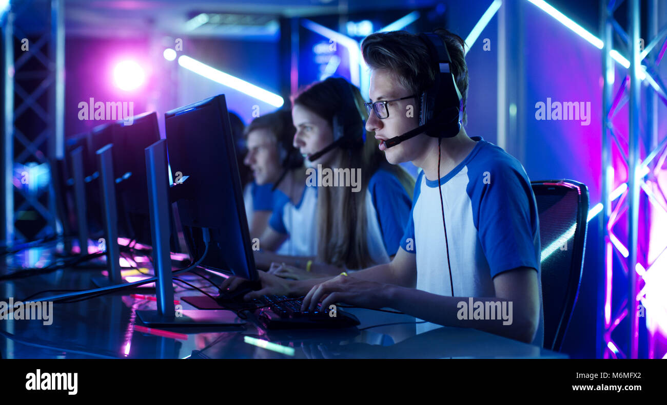 83,400+ Gaming Championship Stock Photos, Pictures & Royalty-Free