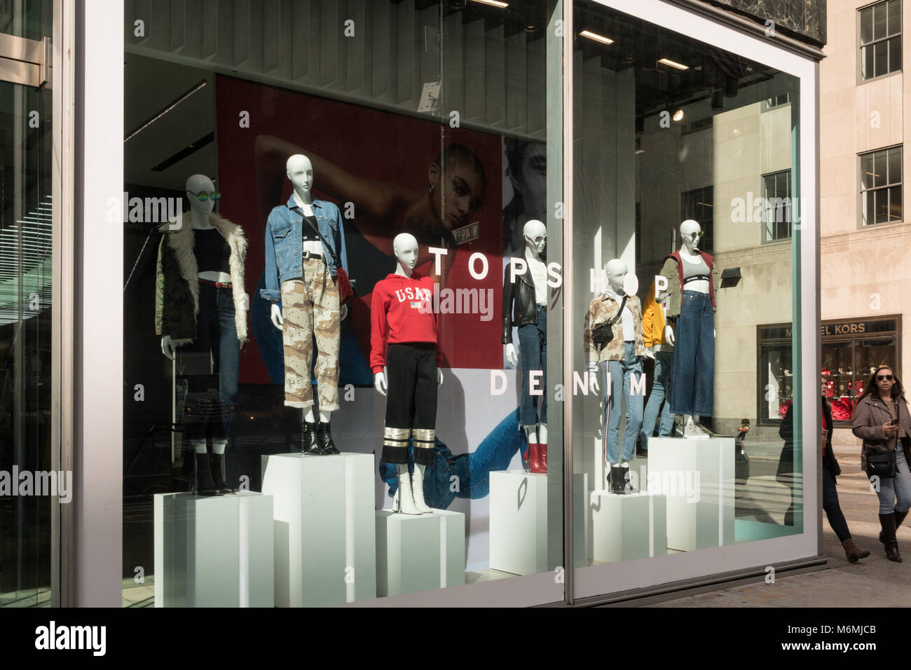 Topshop store new york hi-res stock photography and images - Alamy