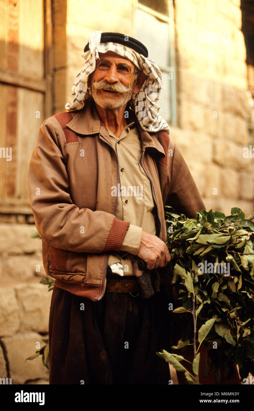 Lebanese traditional men's clothing hotsell