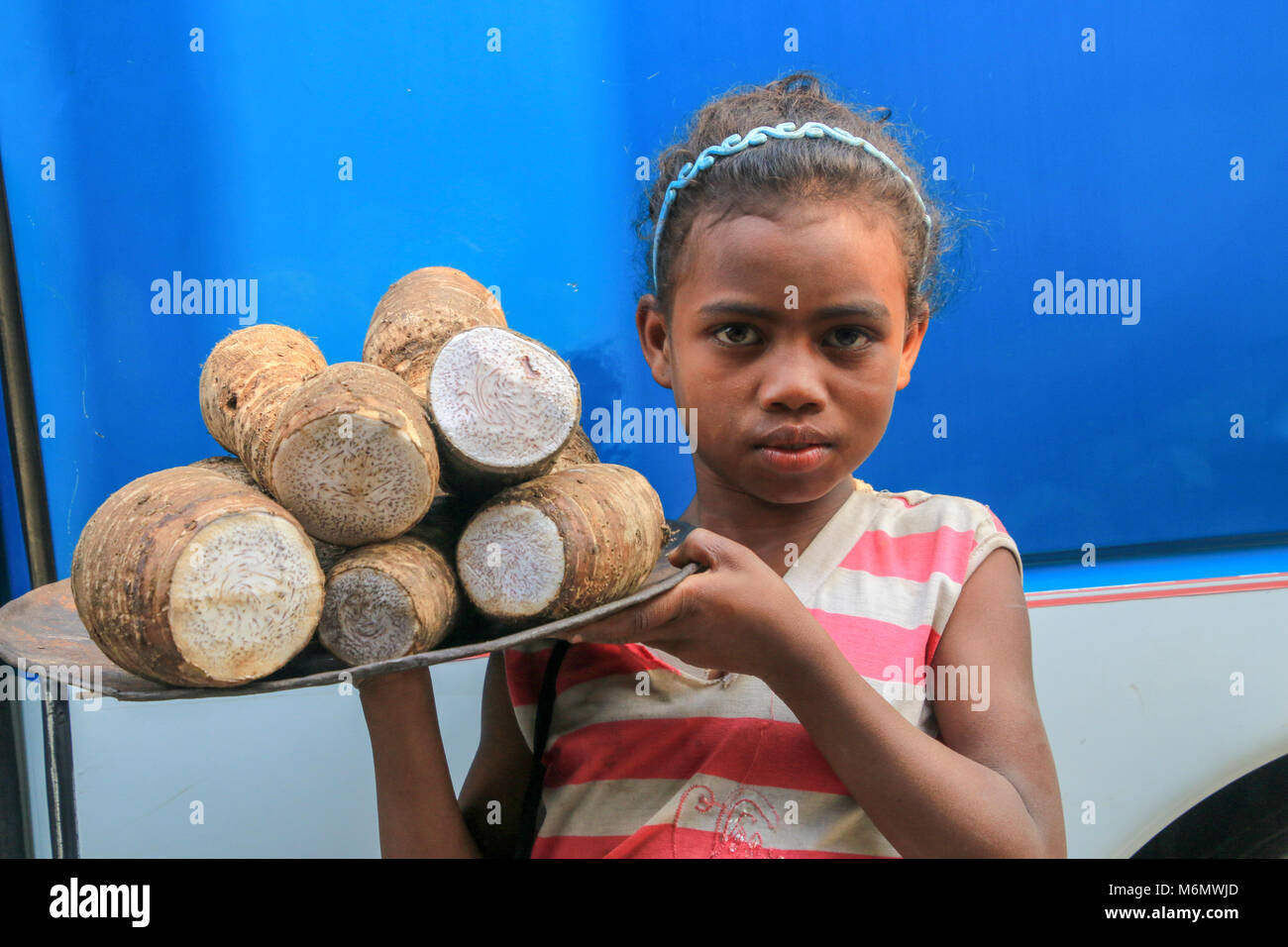 Tribal teen girl hi-res stock photography and images - Alamy