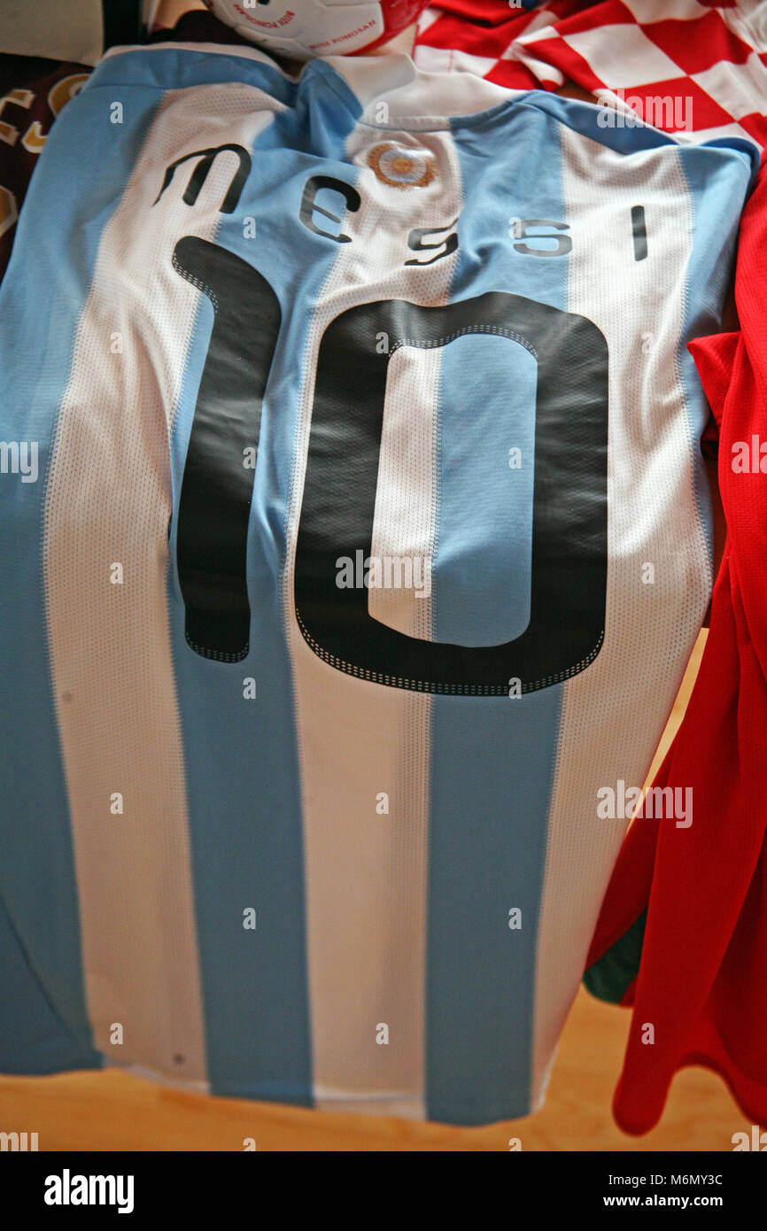 messi kit collection