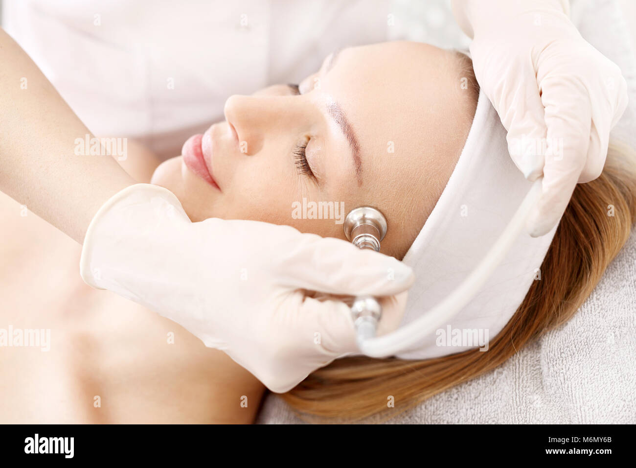 Biofusion Face Oxygen bioinfusion hi-res stock photography and images - Alamy