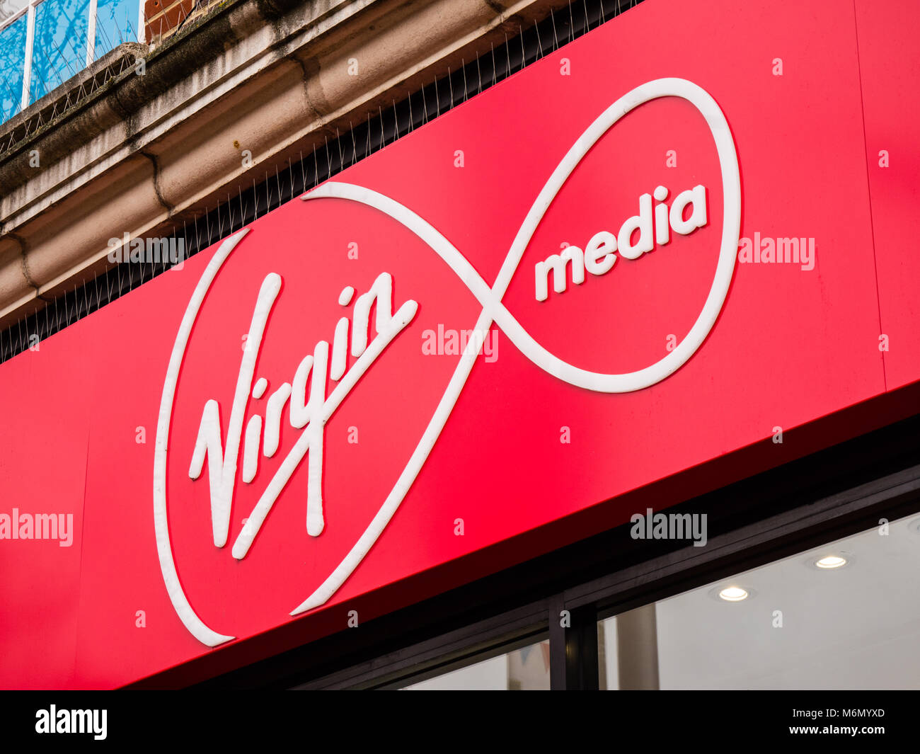 Virgin Media Store, Reading, Berkshire, England Stock Photo Alamy