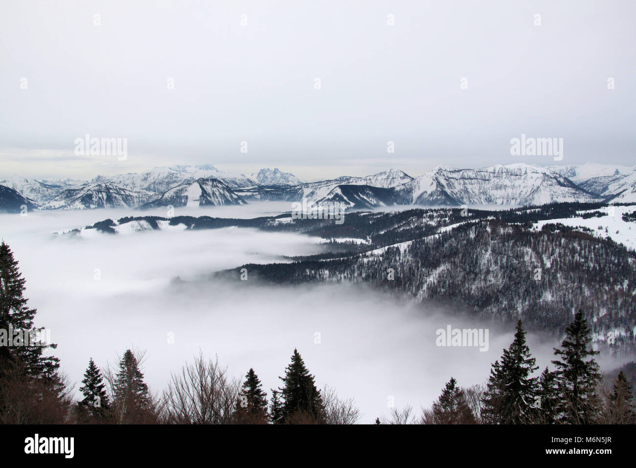 St. gilgen winter hi-res stock photography and images - Alamy