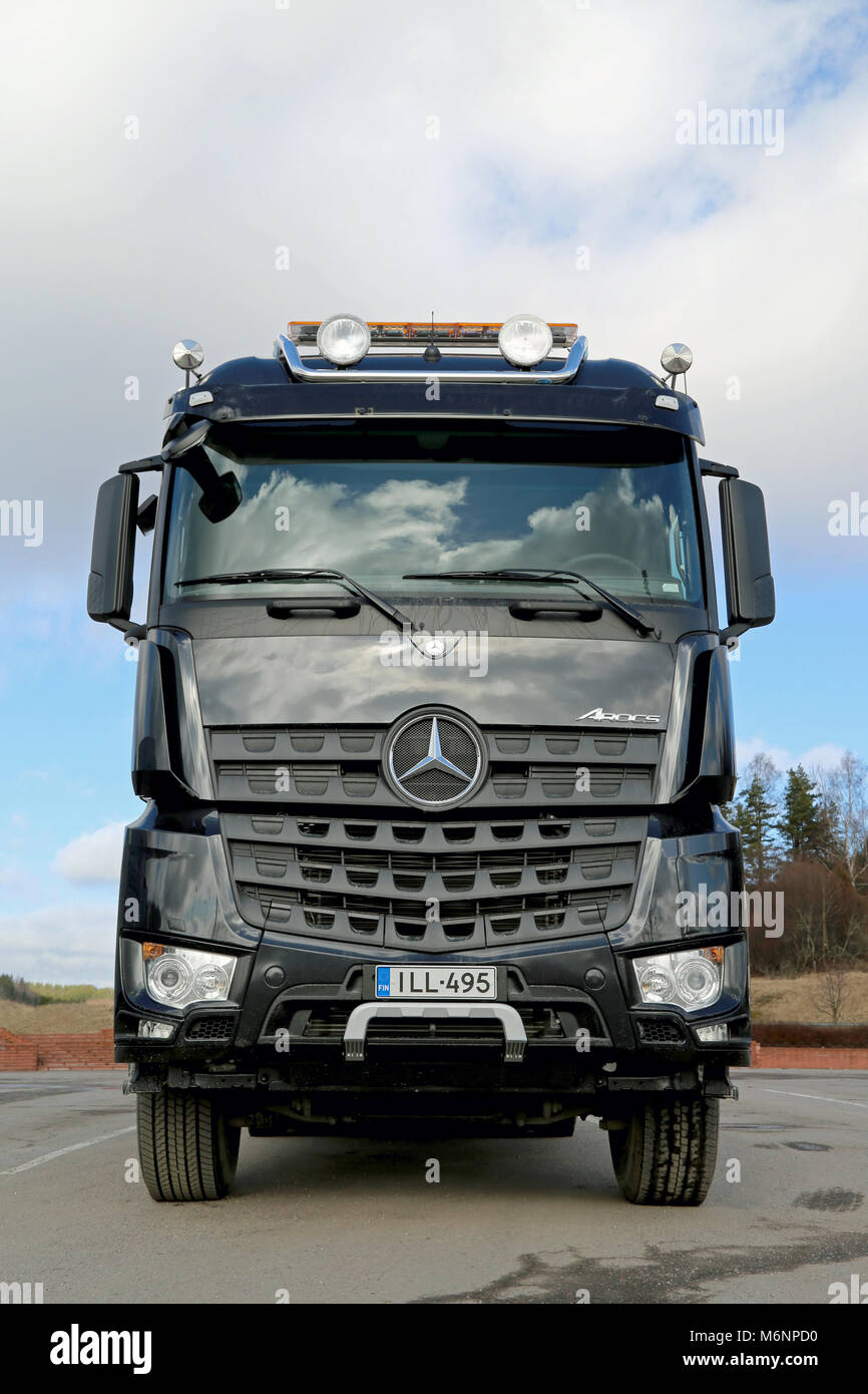 Mercedes arocs hi-res stock photography and images - Alamy