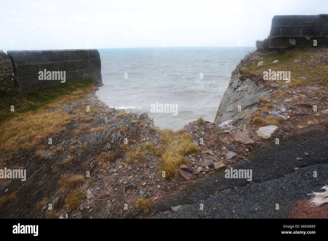 Coastal erosion in Hallsands, Devon Stock Photo - Alamy