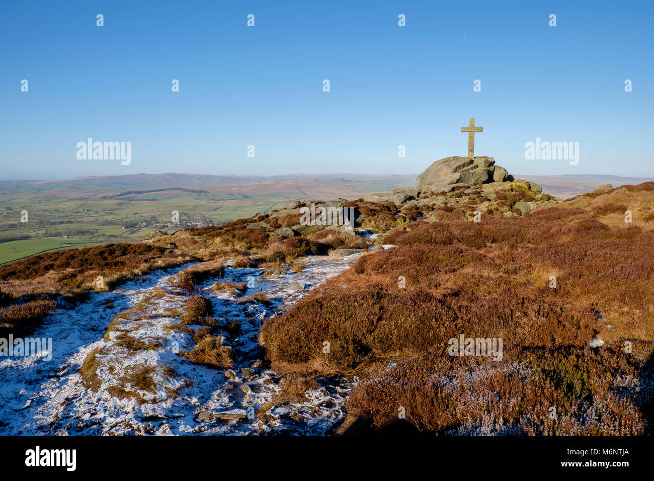 Rylstone cross hires stock photography and images Alamy
