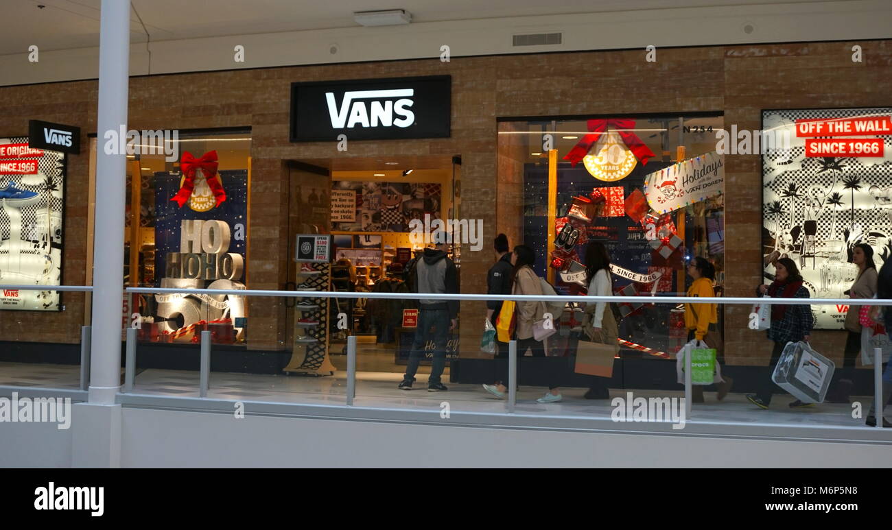 vans store in the mall