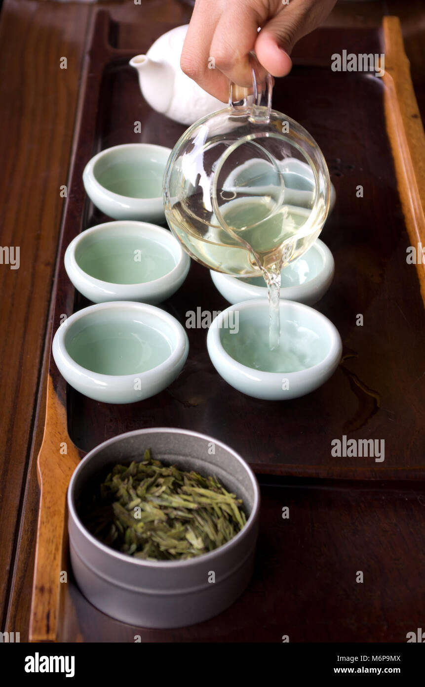 Tea ceremony, traditional Chinese tea Stock Photo Alamy