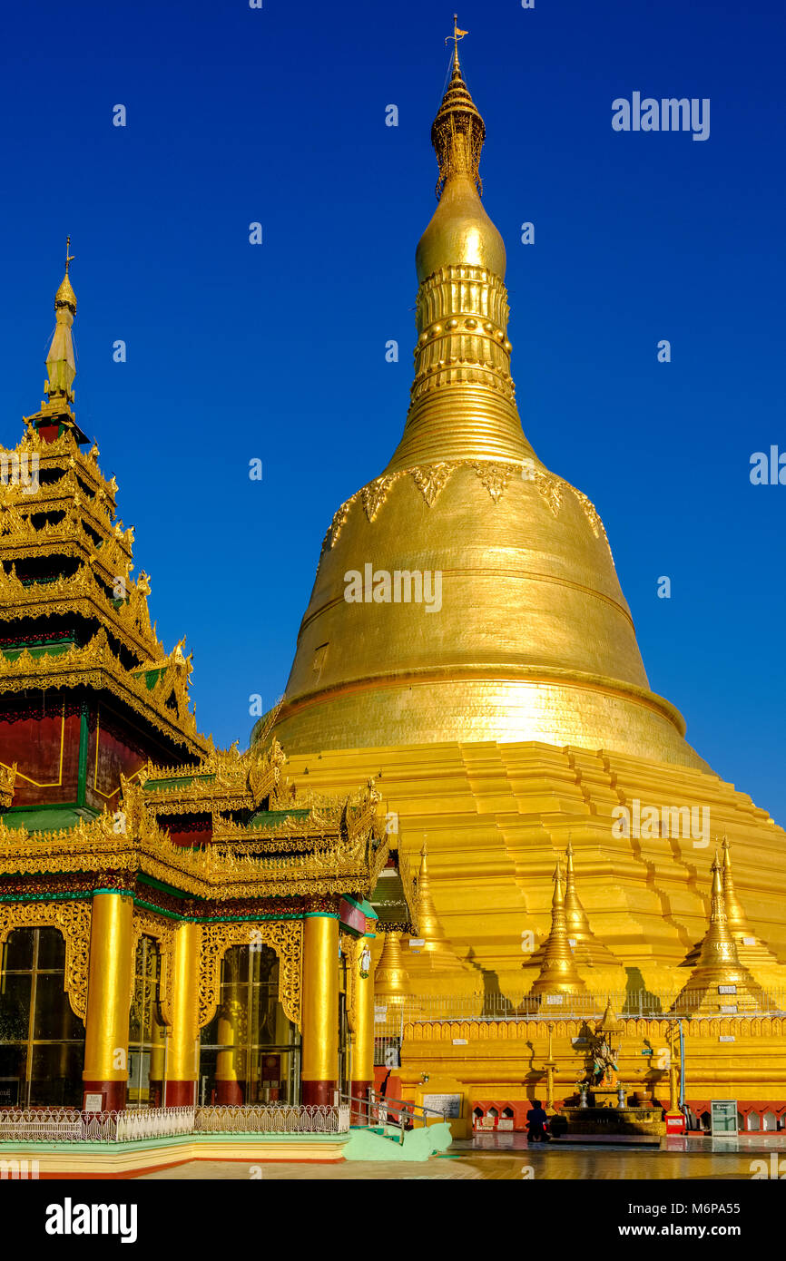 The golden Shwemawdaw Pagoda, the Golden God Temple, is the tallest pagoda in the country Stock Photo