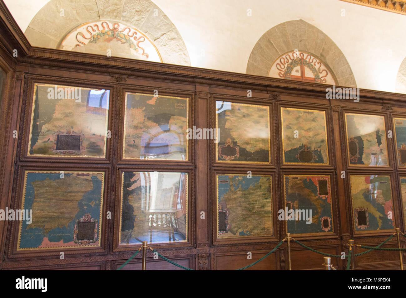 Renaissance cartography hi-res stock photography and images - Alamy