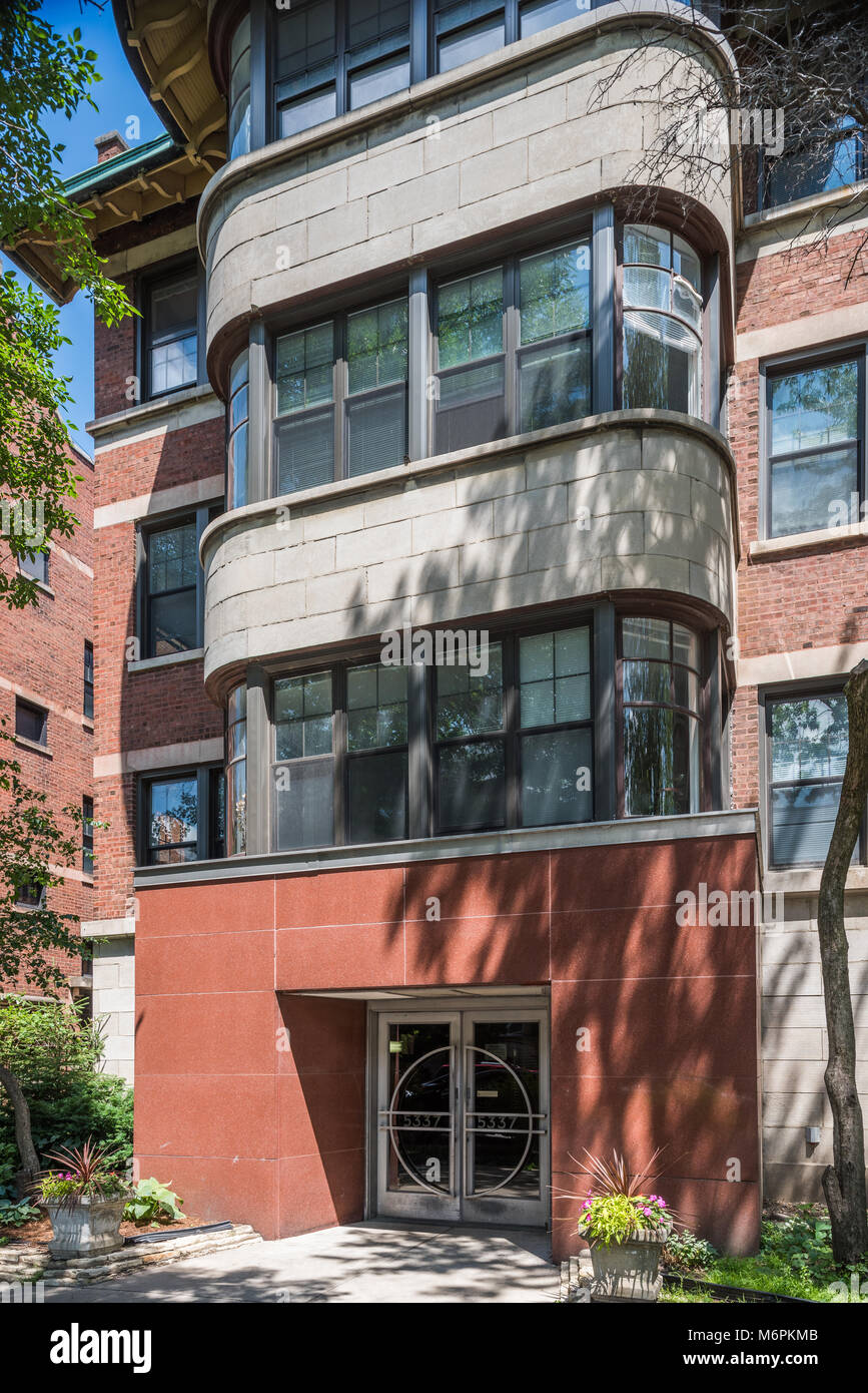 Art Deco apartment building in the Hyde Park neighborhood Stock Photo