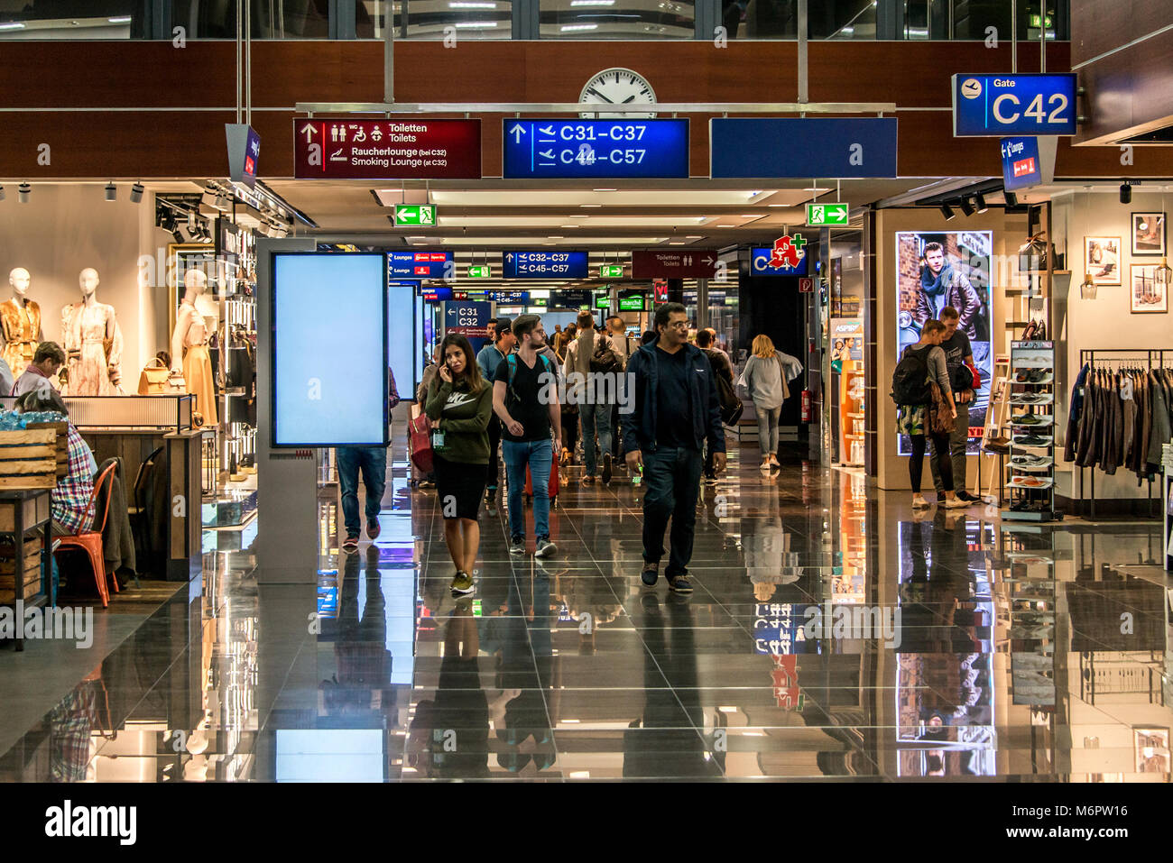 Duty free shop frankfurt airport hires stock photography and images Alamy
